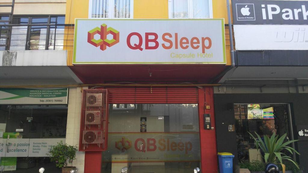 Qb Sleep Capsule Hotel Кута Экстерьер фото