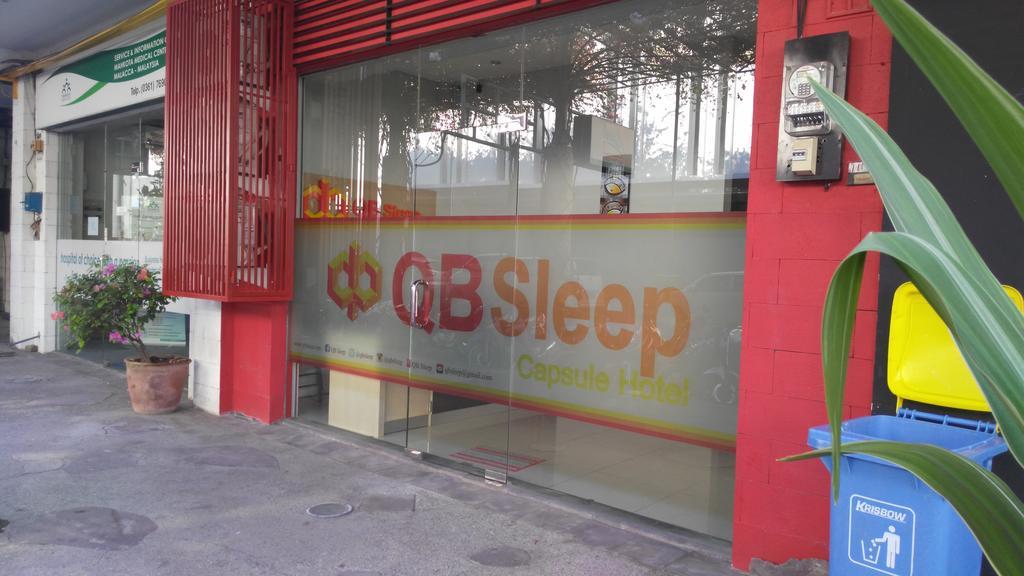 Qb Sleep Capsule Hotel Кута Экстерьер фото